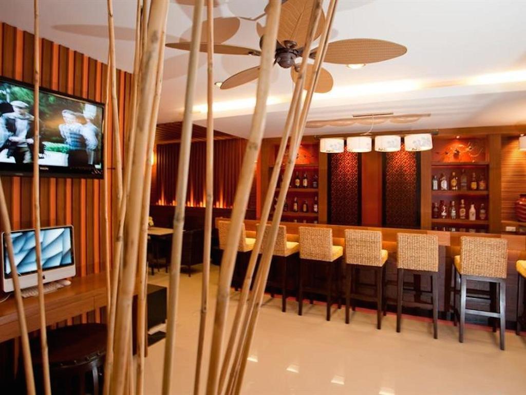Deva Suites Patong Phuket Eksteriør billede