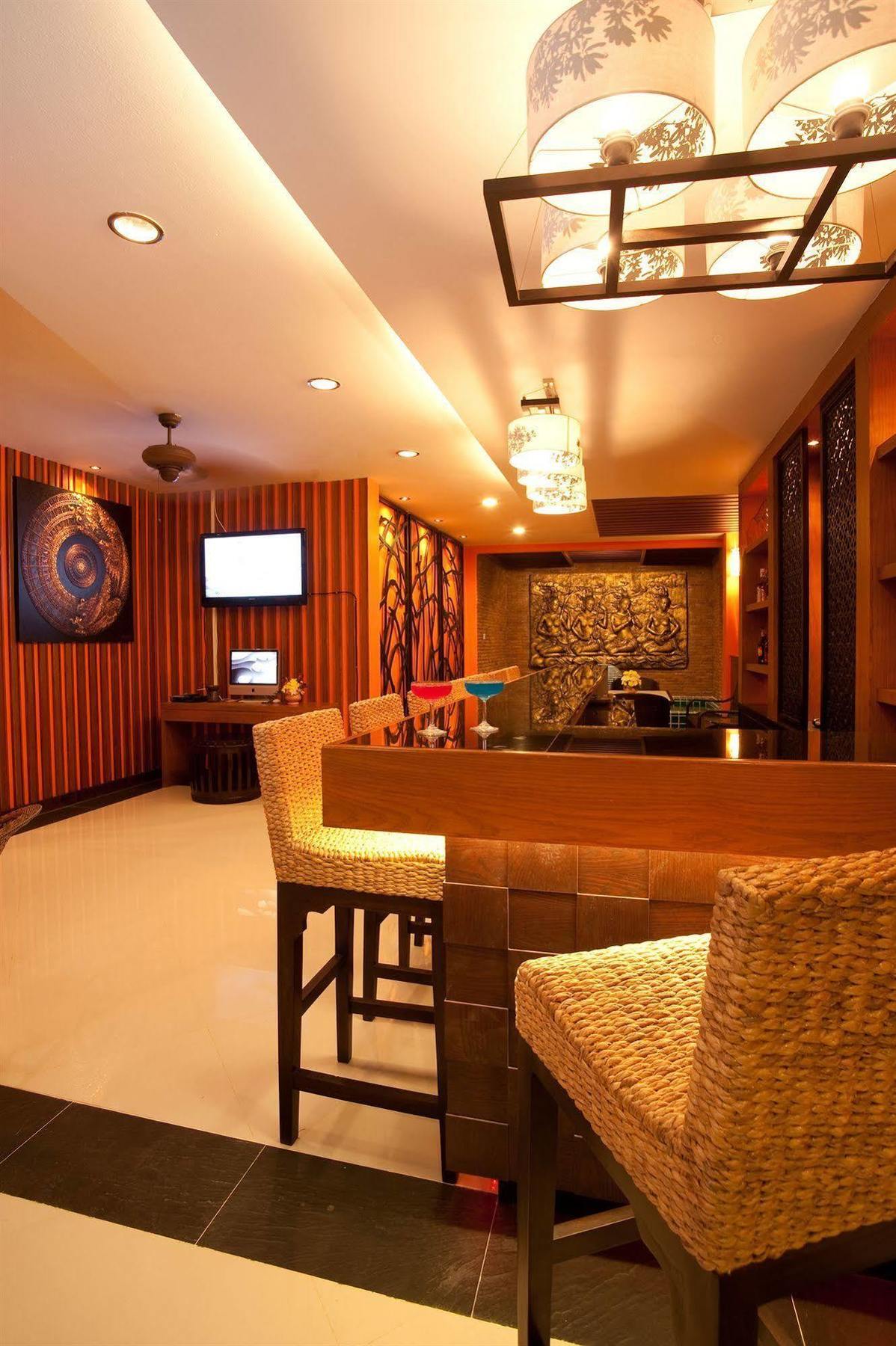 Deva Suites Patong Phuket Eksteriør billede